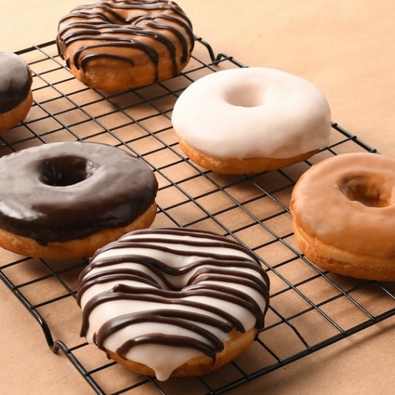 Freshness Guaranteed Assorted Ring Donuts, 6 Count, 4 image