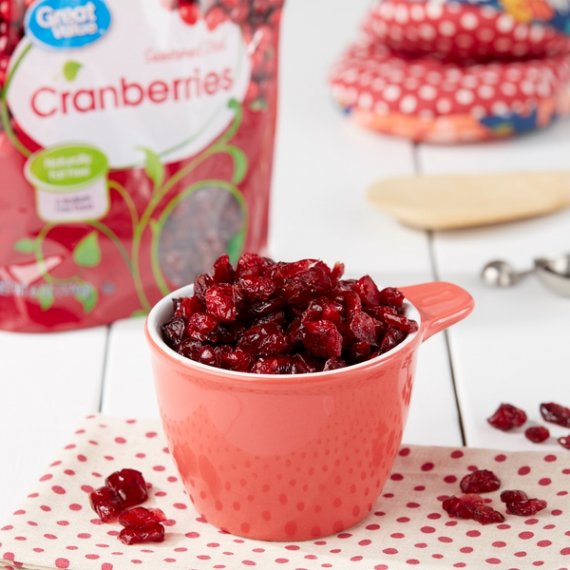 Great Value Sweetened Dried Cranberries, 6 oz, 2 image