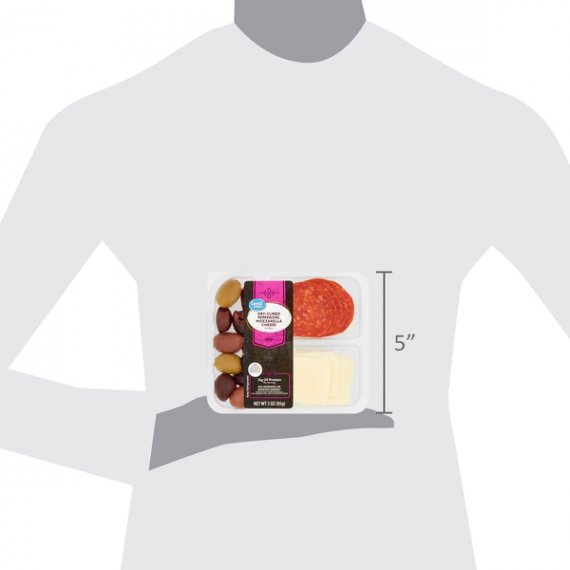 Great Value Dry-Cured Pepperoni, Mozzarella Cheese & Olives, 3 oz, 7 image